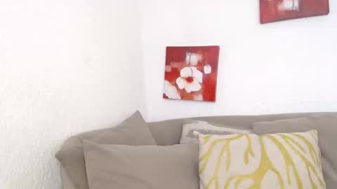 NEBULA LUX online show from December 2025 12:31:02 PM