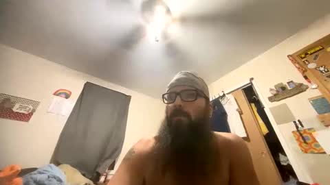 Snapshot of needu802318 chatting on May 2026 06:32:01 AM Easy E online show from May 2026 06:32:01 AM