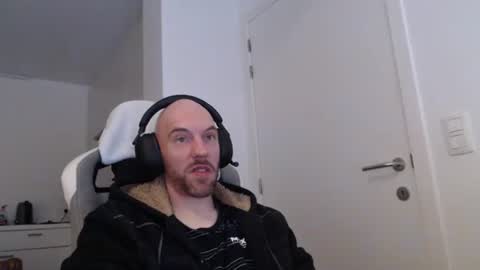 Snapshot of needyoujust chatting on November 2025 09:52:01 PM needyoujust online show from November 2025 09:52:01 PM