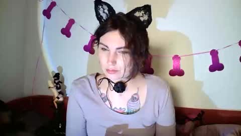 nefertiti_queen online show from February 2026 09:24:01 PM