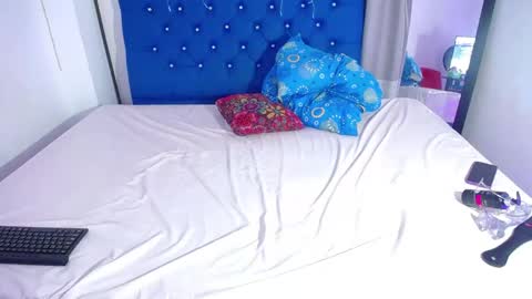 Snapshot of neighbor_ebony chatting on May 2026 08:55:01 AM CHIKY online show from May 2026 08:55:01 AM