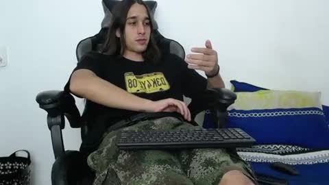 Snapshot of neitan___ chatting on June 2026 08:43:02 PM neitan___ online show from June 2026 08:43:02 PM