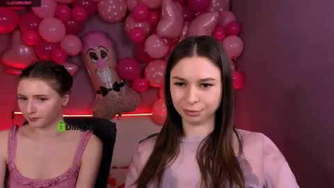 Snapshot of nekky_mouse chatting on February 2026 11:26:01 AM Meow online show from February 2026 11:26:01 AM