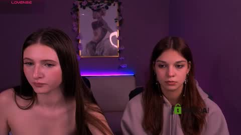 Snapshot of nekky_mouse chatting on February 2026 10:35:01 AM Meow online show from February 2026 10:35:01 AM