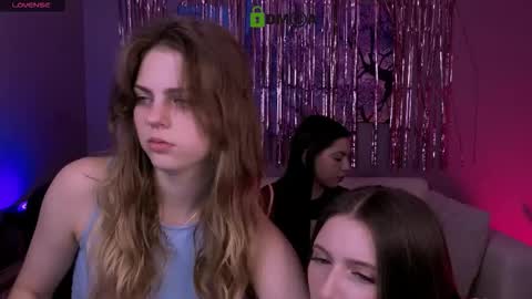 Snapshot of nekky_mouse chatting on February 2026 10:14:01 AM Meow online show from February 2026 10:14:01 AM