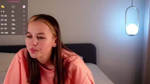 Snapshot of neldaaskins chatting on December 2024 01:10:01 AM Lana online show from December 2024 01:10:01 AM