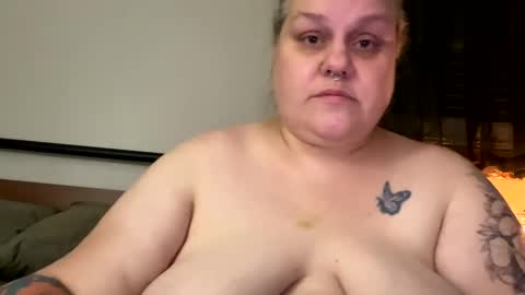 Nellie Atlas online show from February 2025 04:00:02 AM