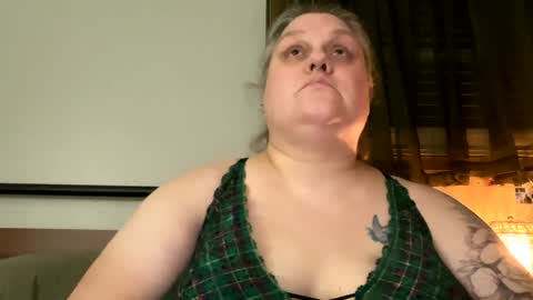 Nellie Atlas online show from February 2025 01:11:01 AM