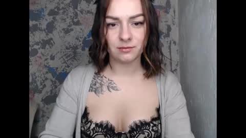 Nellie Lynn online show from March 2026 04:32:01 PM