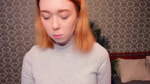 Nelli online show from November 2025 07:12:01 PM