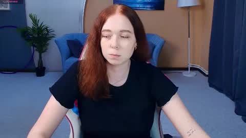 Snapshot of nelliemathers chatting on June 2026 02:53:01 AM Nelli online show from June 2026 02:53:01 AM