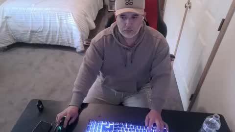 Snapshot of nelsonbucara chatting on April 2026 11:35:02 PM nelsonbucara online show from April 2026 11:35:02 PM