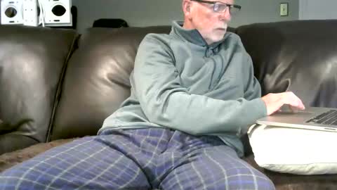 Snapshot of neman4u2c chatting on May 2026 09:10:02 PM Jack online show from May 2026 09:10:02 PM