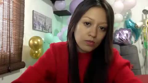 Snapshot of nena_lov chatting on June 2026 07:07:01 PM Star online show from June 2026 07:07:01 PM