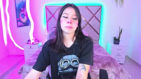 nenaarisk online show from March 2026 01:26:02 PM