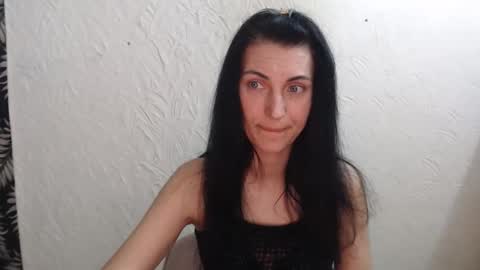 Snapshot of nensyfay_ chatting on May 2026 07:51:02 PM Nensy online show from May 2026 07:51:02 PM