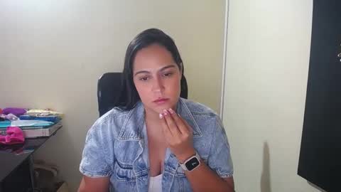 Snapshot of neny445 chatting on December 2024 01:33:01 PM kelly lopez online show from December 2024 01:33:01 PM