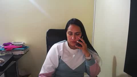 Snapshot of neny445 chatting on December 2024 05:00:02 PM kelly lopez online show from December 2024 05:00:02 PM