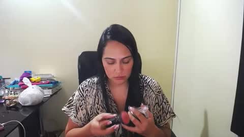 Snapshot of neny445 chatting on December 2024 01:54:02 PM kelly lopez online show from December 2024 01:54:02 PM