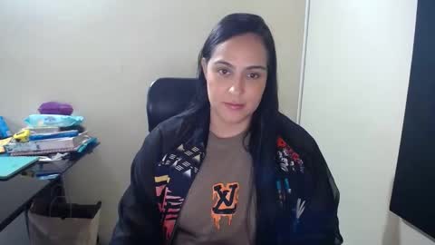 Snapshot of neny445 chatting on February 2025 01:27:01 PM kelly lopez online show from February 2025 01:27:01 PM