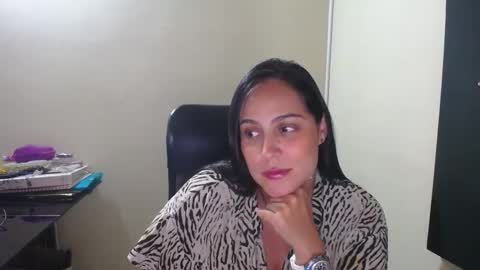 Snapshot of neny445 chatting on March 2025 07:54:02 PM kelly lopez online show from March 2025 07:54:02 PM