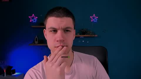 neo_raze_ online show from March 2026 08:01:01 PM