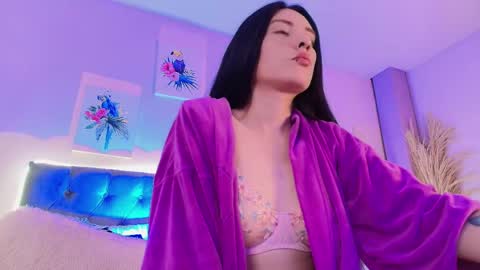 Snapshot of neo_sarah_ chatting on June 2026 08:09:02 AM Sarah online show from June 2026 08:09:02 AM