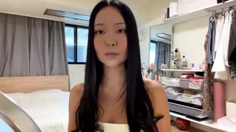 Snapshot of neomarevelli chatting on May 2026 08:10:02 AM neomarevelli online show from May 2026 08:10:02 AM
