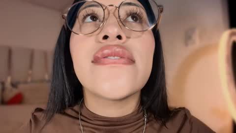 Helena    Every Friday new video for my fan club loves  online show from January 2025 08:00:02 PM