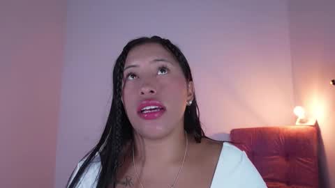 Helena    Every Friday new video for my fan club loves  online show from October 2025 05:23:02 PM