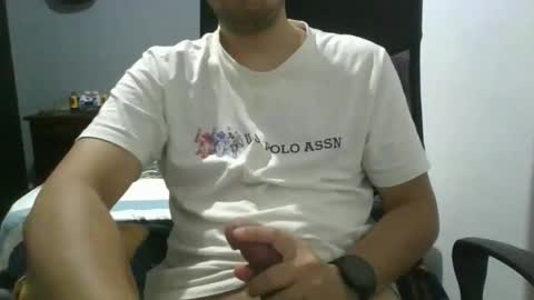 MrBull online show from May 2026 04:42:01 AM
