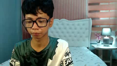 Snapshot of nerdy_nate chatting on July 2026 05:06:01 AM Ethan online show from July 2026 05:06:01 AM