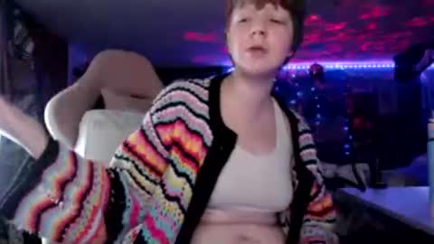 Snapshot of nerdy_squirty chatting on June 2026 06:00:01 AM NerdySquirty online show from June 2026 06:00:01 AM