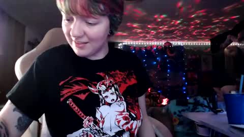 Snapshot of nerdy_squirty chatting on July 2026 07:57:01 AM NerdySquirty online show from July 2026 07:57:01 AM