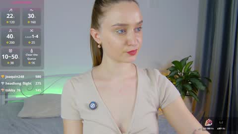 Snapshot of nestygrey chatting on February 2025 03:09:01 AM Nesty online show from February 2025 03:09:01 AM