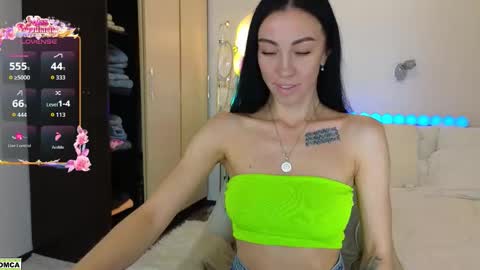 Snapshot of nevergiveup_1 chatting on February 2026 09:28:02 AM never give up online show from February 2026 09:28:02 AM