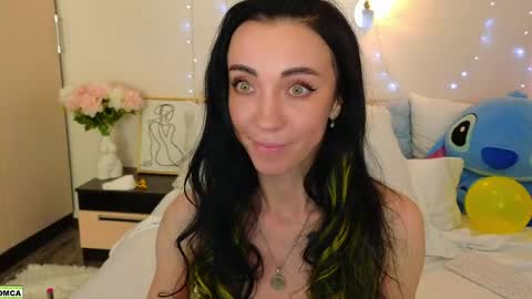 never give up  online show from May 2026 11:34:04 PM