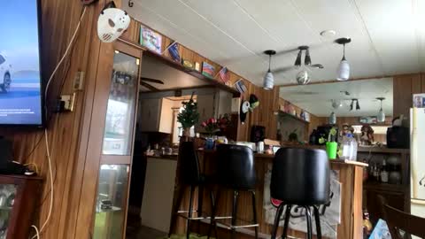 neversaynevrrr online show from December 2025 06:25:02 PM