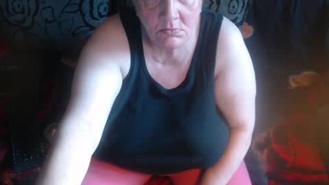 Snapshot of new_milf chatting on July 2026 03:23:01 AM Lilly online show from July 2026 03:23:01 AM
