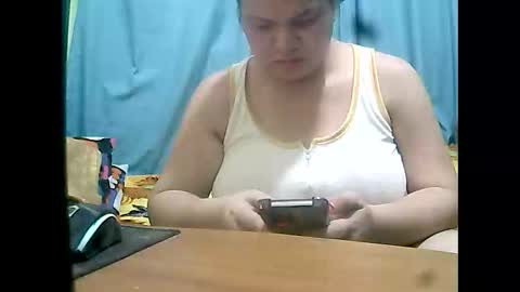 Snapshot of new_taboo_fetishqueen chatting on April 2026 07:39:01 AM mariapaula online show from April 2026 07:39:01 AM