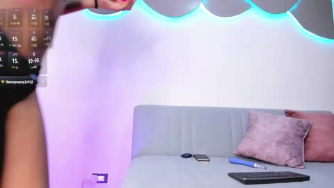 ximena online show from November 2025 10:30:02 PM