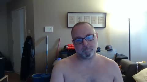 Snapshot of newvvorld chatting on May 2026 03:18:01 PM NewWorld online show from May 2026 03:18:01 PM