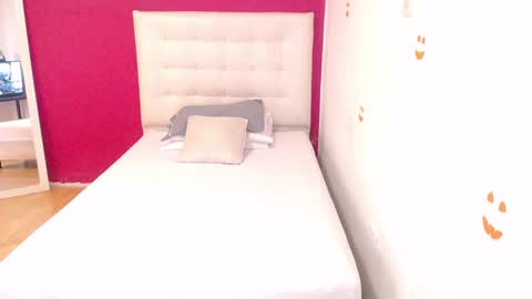 nextdoor_fantasy online show from December 2024 01:49:02 PM