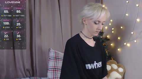 NextVibe1 online show from December 2025 08:05:02 PM