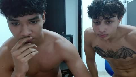 Snapshot of ney_quiroz chatting on May 2026 01:00:02 AM ney hotman online show from May 2026 01:00:02 AM