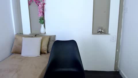 Neysha online show from January 2026 02:31:01 PM