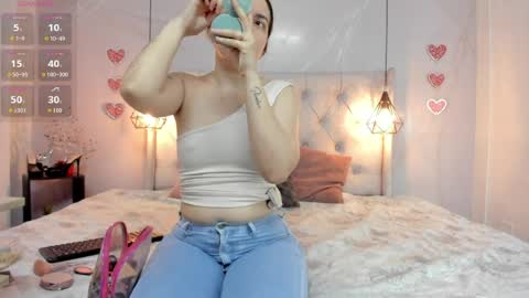 Milena online show from April 2026 01:41:01 PM