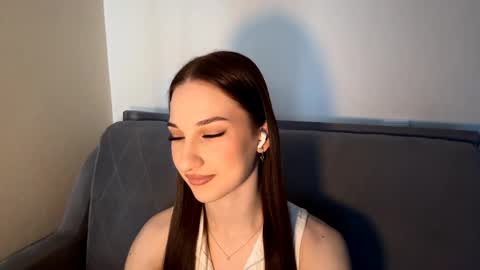 Kate Ng online show from April 2026 12:31:01 PM