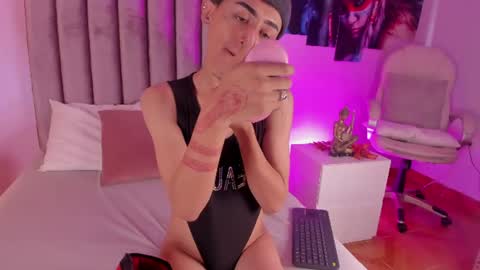 Snapshot of nhico_salazar chatting on June 2026 12:18:02 PM Nico online show from June 2026 12:18:02 PM