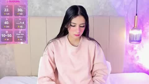 Nia online show from December 2025 11:52:02 AM